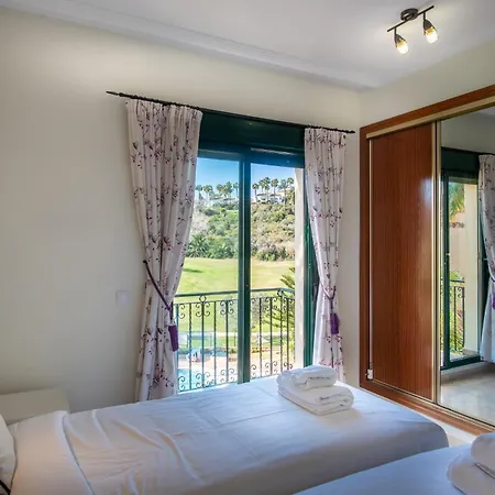1 Penthouse Golf & Pool View In Duquesa * Manilva